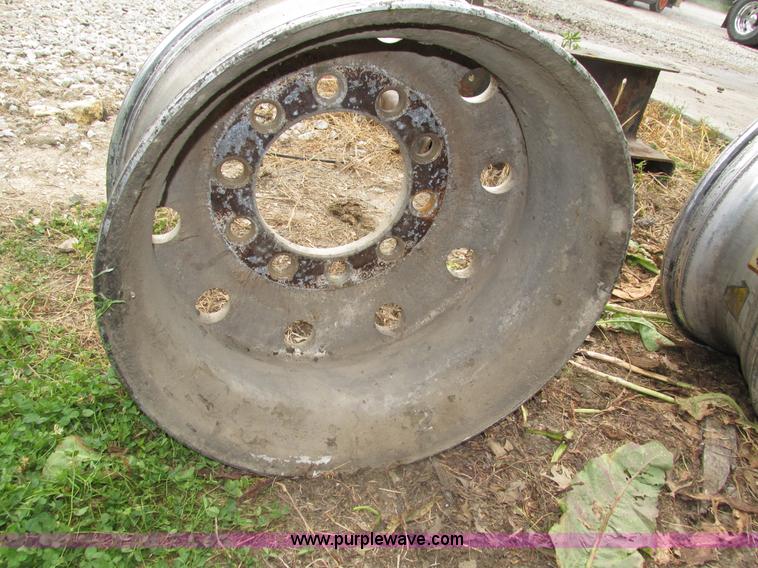 image for item AV9169 Assorted 22.5 wheels and tires