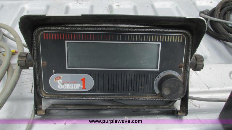 image for item AY9841 Sensor I 12 row monitor