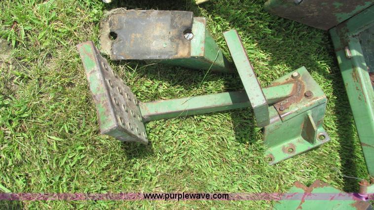 image for item AY9843 Hiniker cab