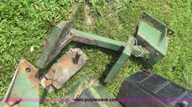 image for item AY9843 Hiniker cab