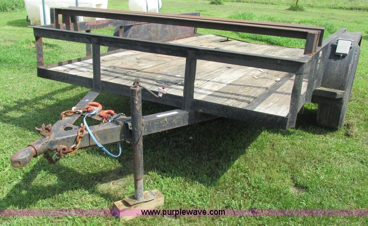 image for item AY9847 1992 PJ utility trailer