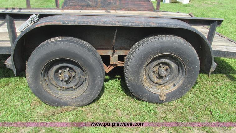 image for item AY9847 1992 PJ utility trailer