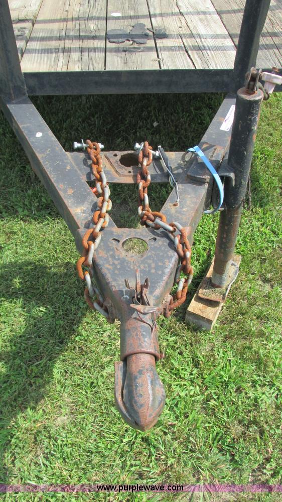 image for item AY9847 1992 PJ utility trailer