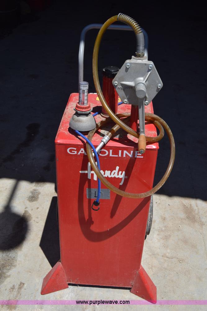 image for item BE9527 (2) Handy gas pumps