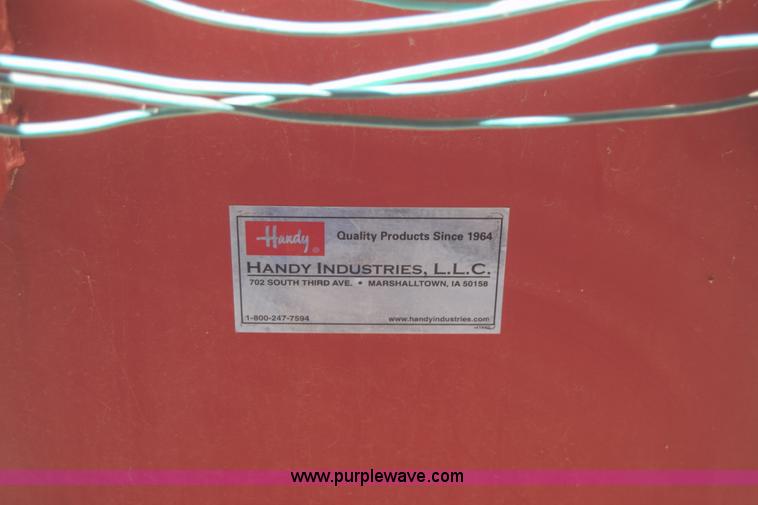 image for item BE9527 (2) Handy gas pumps