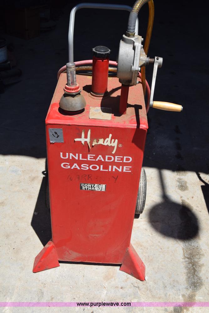 image for item BE9527 (2) Handy gas pumps