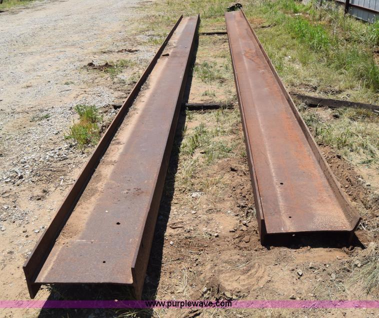 image for item BE9528 (2) steel I-beams