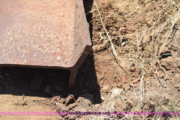 image for item BE9528 (2) steel I-beams
