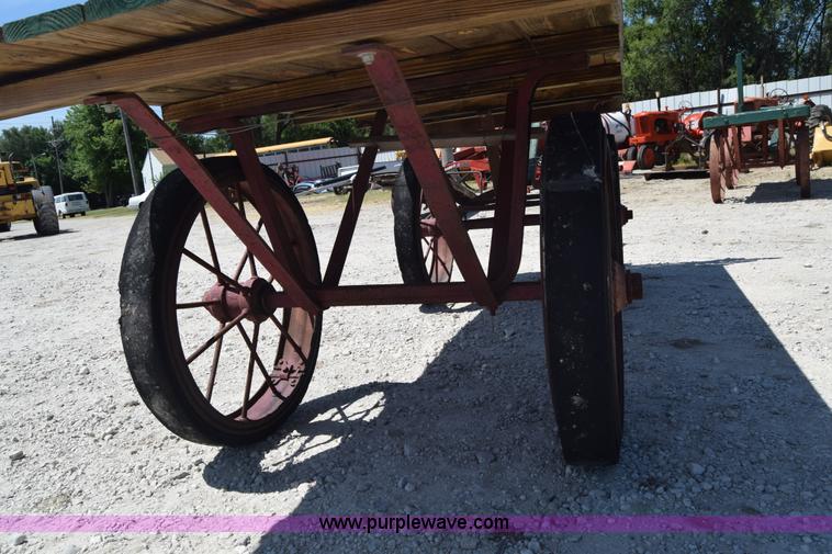 image for item BE9532 Railroad cart