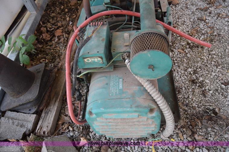 Onan 4.0BF3CR/16000B generator in Wichita, KS Item BM9830 sold