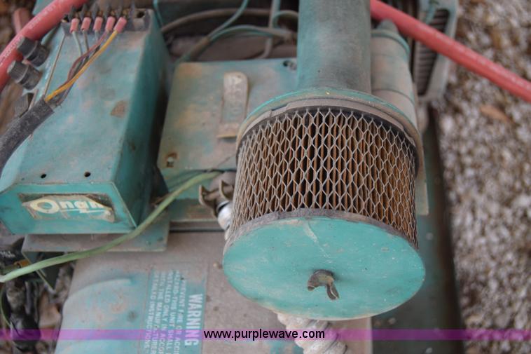 Onan 4.0BF3CR/16000B generator in Wichita, KS Item BM9830 sold