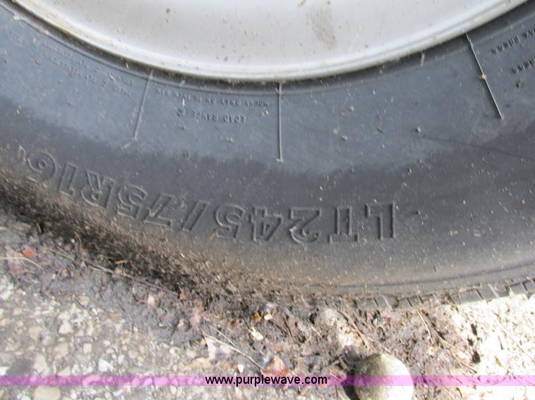 image for item BS9112 2002 Chevrolet Silverado 2500HD pickup truck