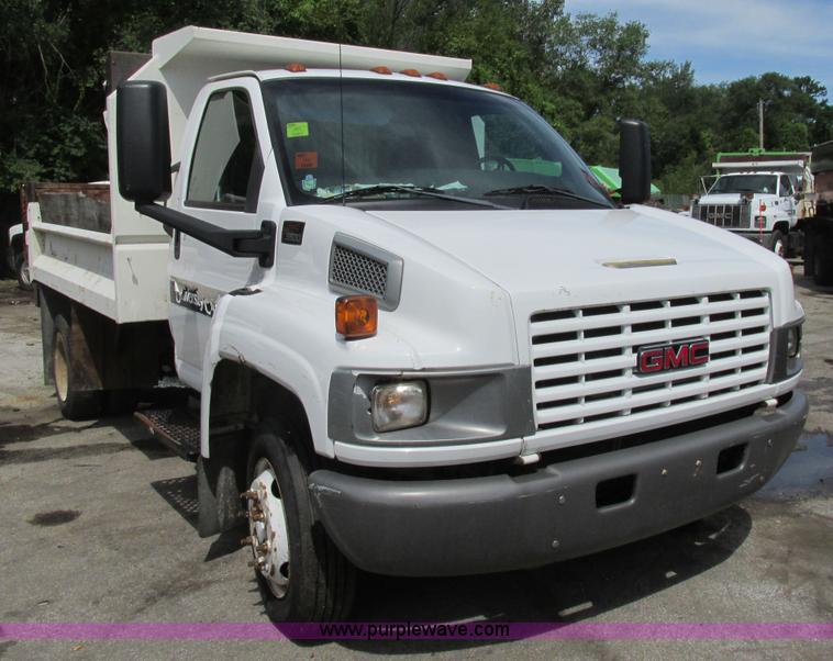image for item BS9113 2003 GMC C5500 dump truck