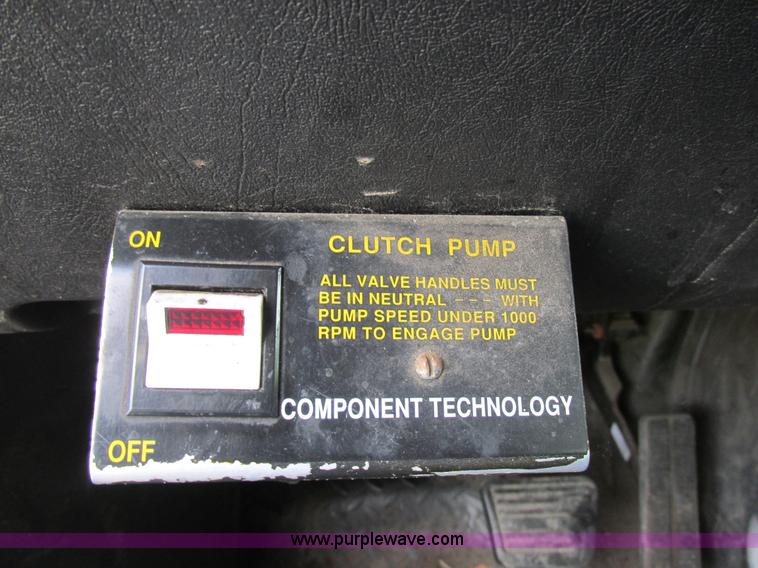 image for item BS9113 2003 GMC C5500 dump truck