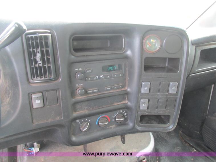 image for item BS9113 2003 GMC C5500 dump truck