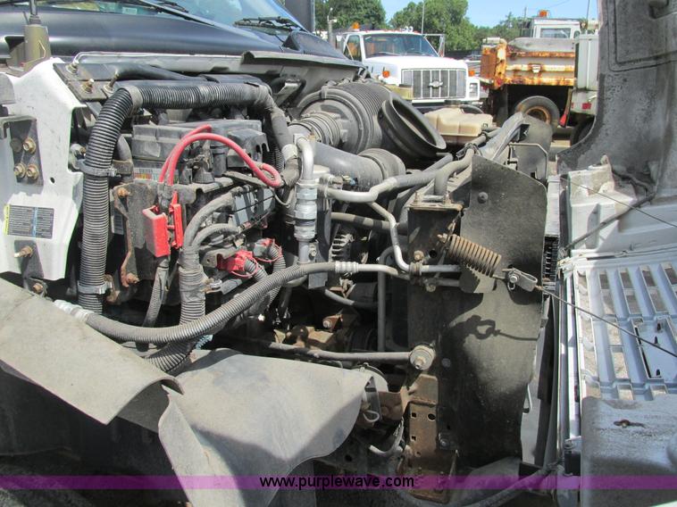 image for item BS9113 2003 GMC C5500 dump truck