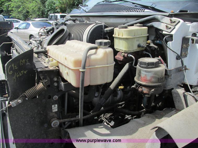 image for item BS9113 2003 GMC C5500 dump truck