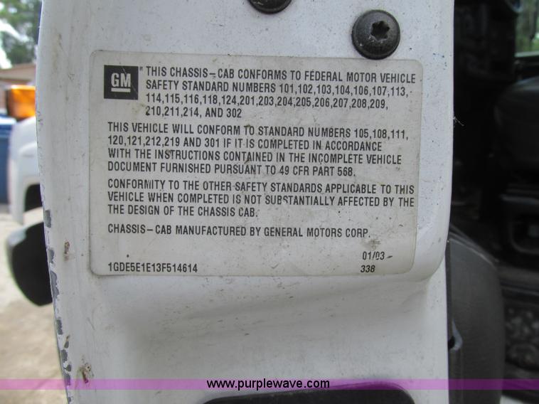 image for item BS9113 2003 GMC C5500 dump truck