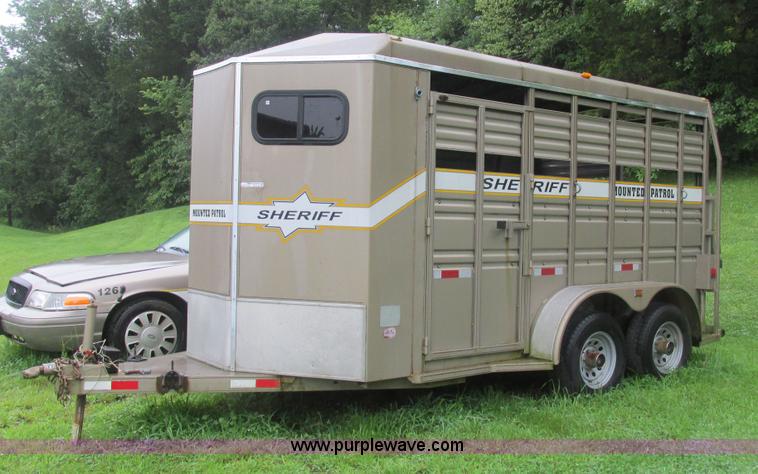 image for item BS9128 1997 Titan horse trailer