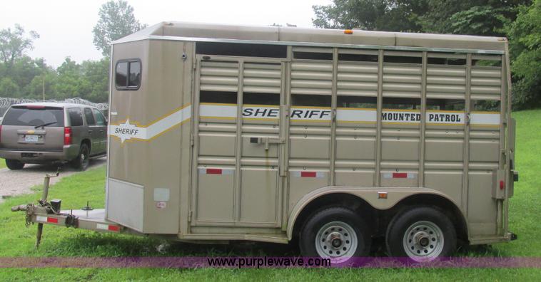 image for item BS9128 1997 Titan horse trailer