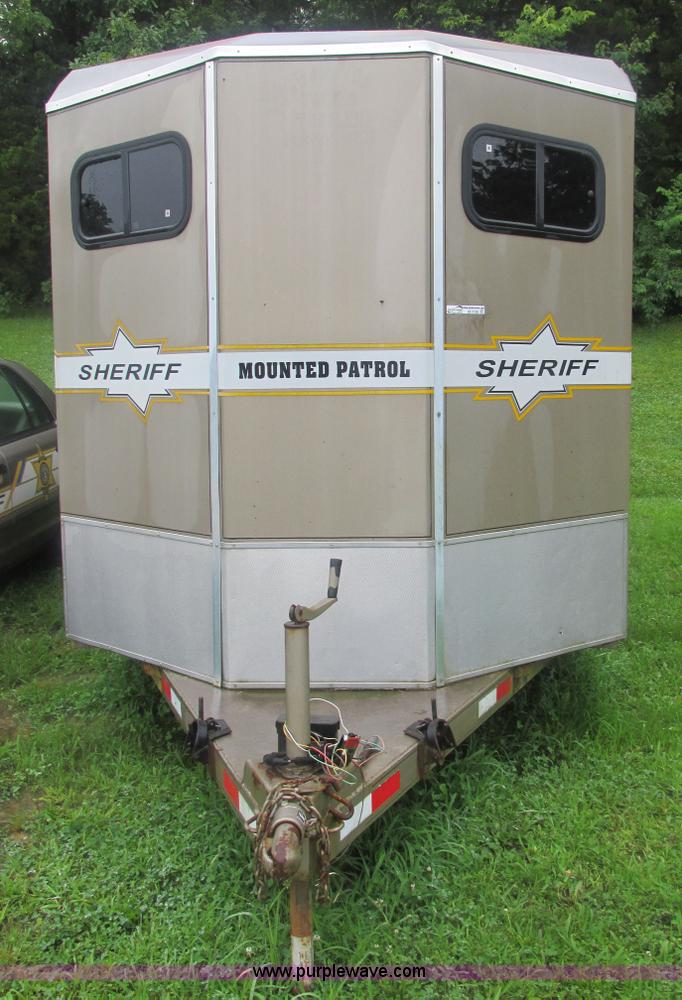 image for item BS9128 1997 Titan horse trailer
