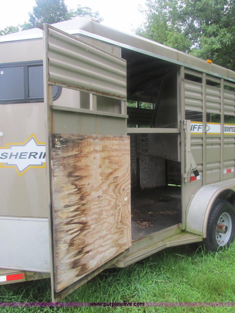 image for item BS9128 1997 Titan horse trailer