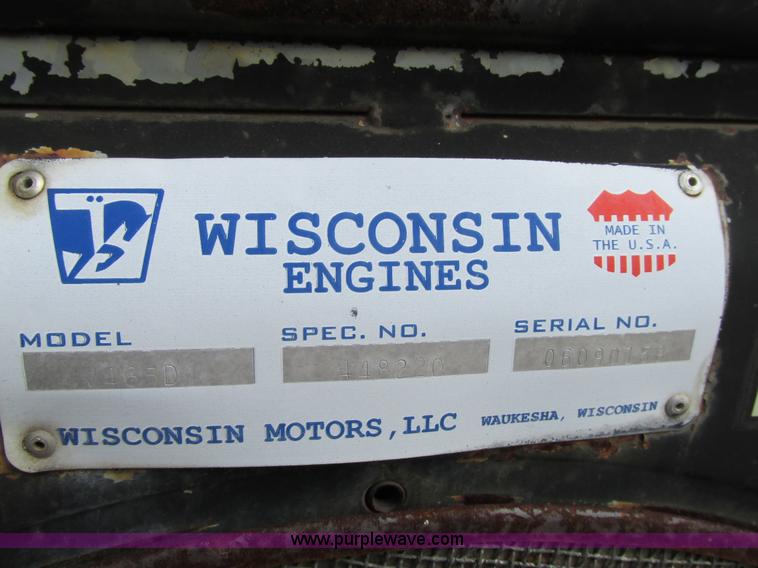 image for item BS9173 2006 Giant-vac 112 leaf vacuum