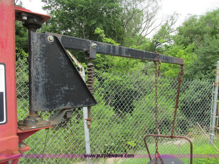 image for item BS9173 2006 Giant-vac 112 leaf vacuum