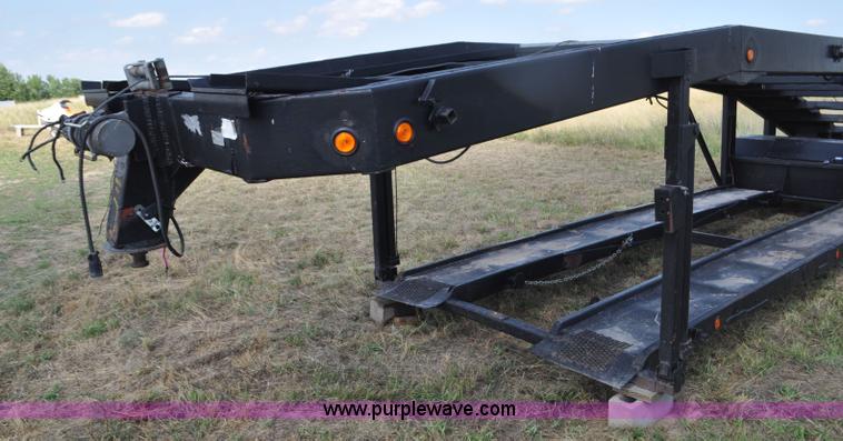 image for item F2489 1996 MRGO car carrier trailer