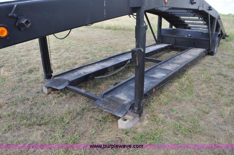 image for item F2489 1996 MRGO car carrier trailer