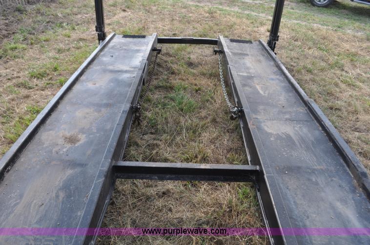 image for item F2489 1996 MRGO car carrier trailer