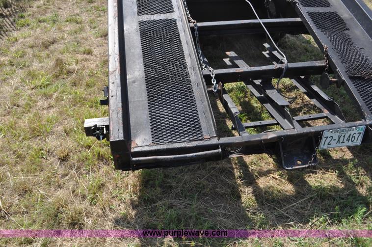 image for item F2489 1996 MRGO car carrier trailer