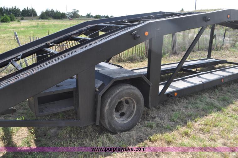 image for item F2489 1996 MRGO car carrier trailer