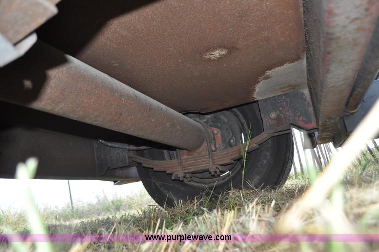 image for item F2489 1996 MRGO car carrier trailer