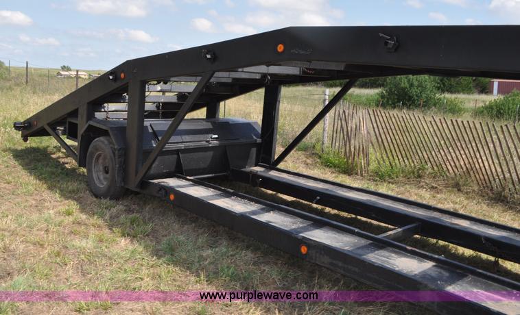 image for item F2489 1996 MRGO car carrier trailer