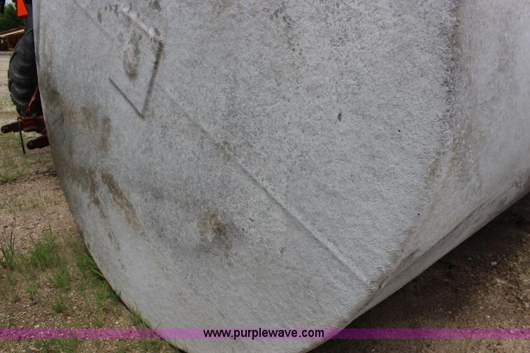 image for item F7981 Fuel tank