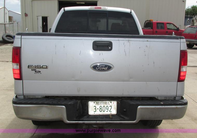 image for item H4557 2004 Ford F150 FX4 SuperCab pickup truck
