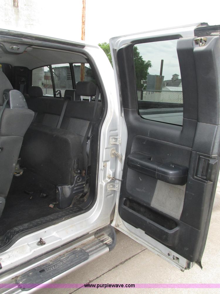 image for item H4557 2004 Ford F150 FX4 SuperCab pickup truck