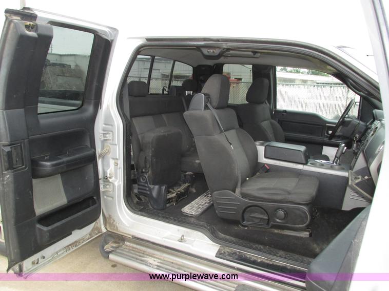 image for item H4557 2004 Ford F150 FX4 SuperCab pickup truck