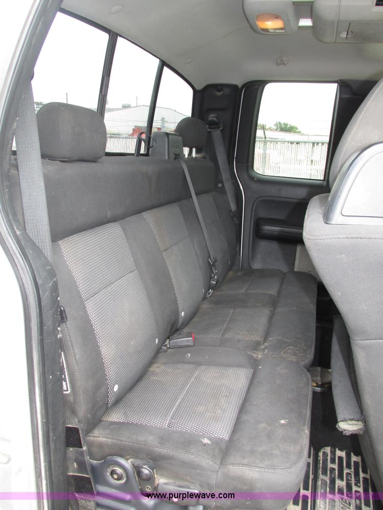 image for item H4557 2004 Ford F150 FX4 SuperCab pickup truck