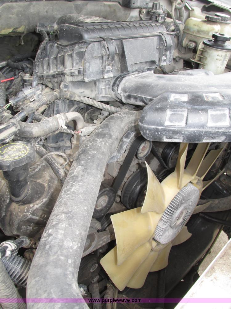 image for item H4557 2004 Ford F150 FX4 SuperCab pickup truck