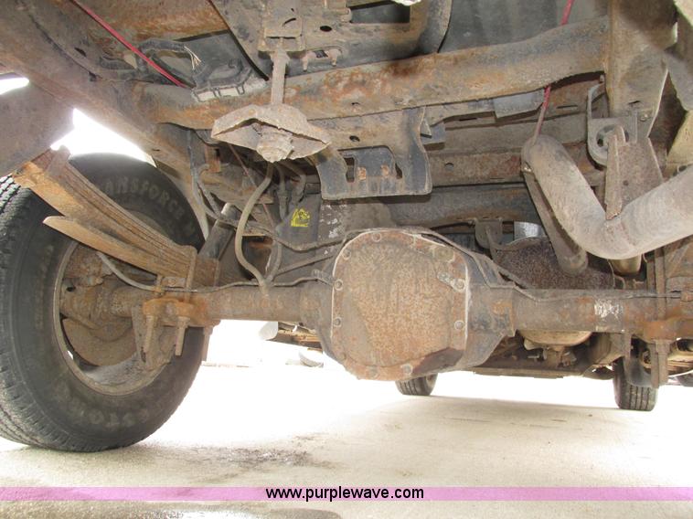 image for item H4557 2004 Ford F150 FX4 SuperCab pickup truck