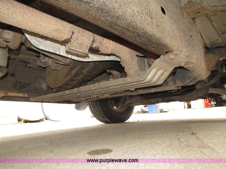 image for item H4557 2004 Ford F150 FX4 SuperCab pickup truck