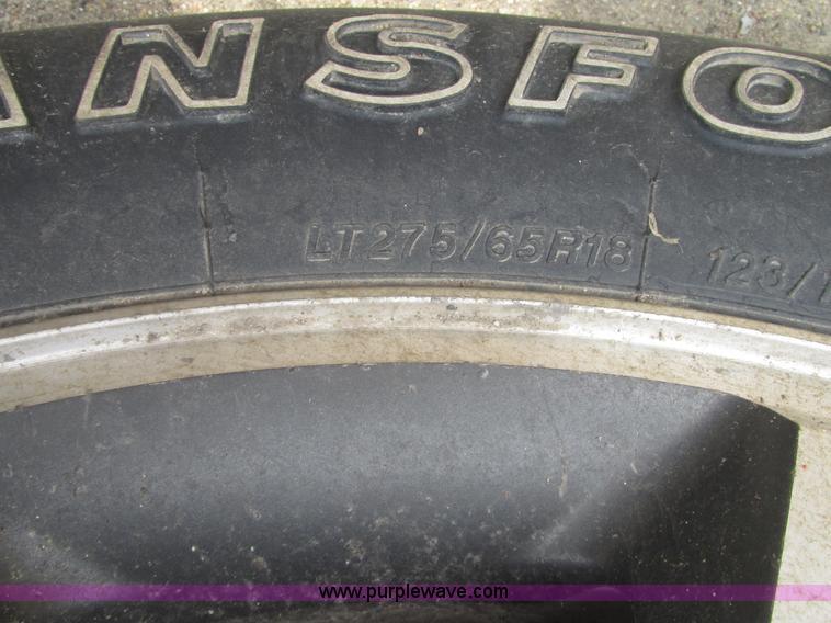 image for item H4557 2004 Ford F150 FX4 SuperCab pickup truck