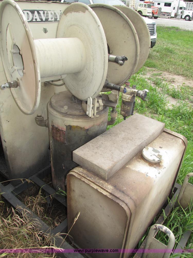 image for item H4559 1967 Davey air compressor