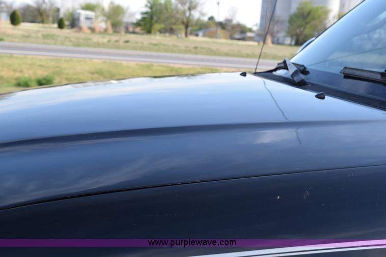 image for item H5119 2003 Toyota Tundra SR5 Access Cab flatbed pickup truck