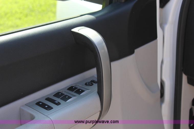 image for item I1547 2009 Chevrolet Silverado 1500 Crew Cab pickup truck