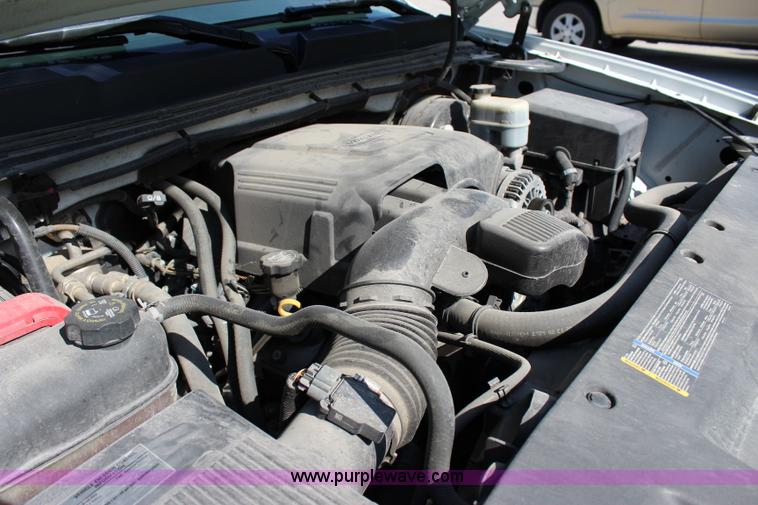 image for item I1547 2009 Chevrolet Silverado 1500 Crew Cab pickup truck