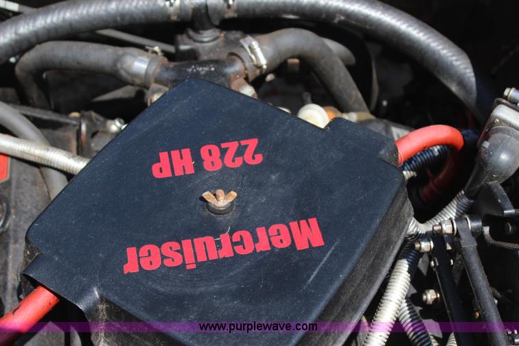 image for item I1597 1984 Chaparral 198 boat