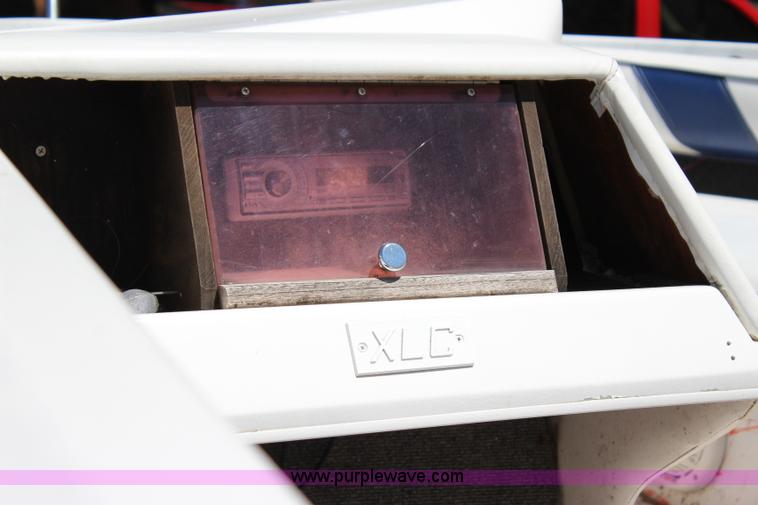 image for item I1597 1984 Chaparral 198 boat